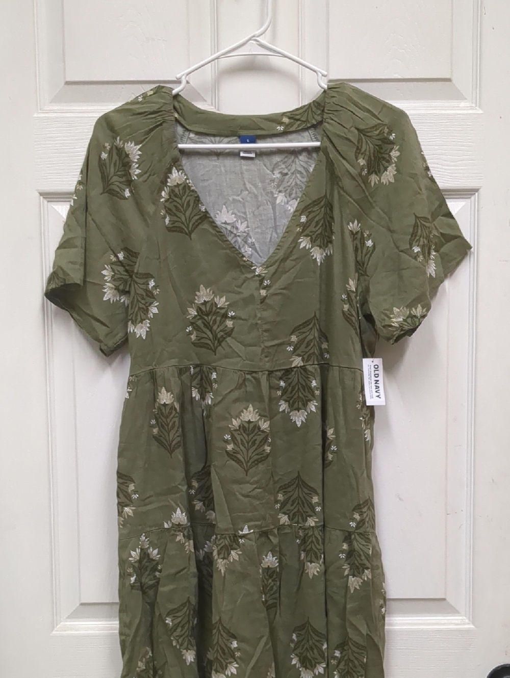 NWT Old Navy Olive Green Floral V-Neck Tiered Dress, With Pockets Size Small